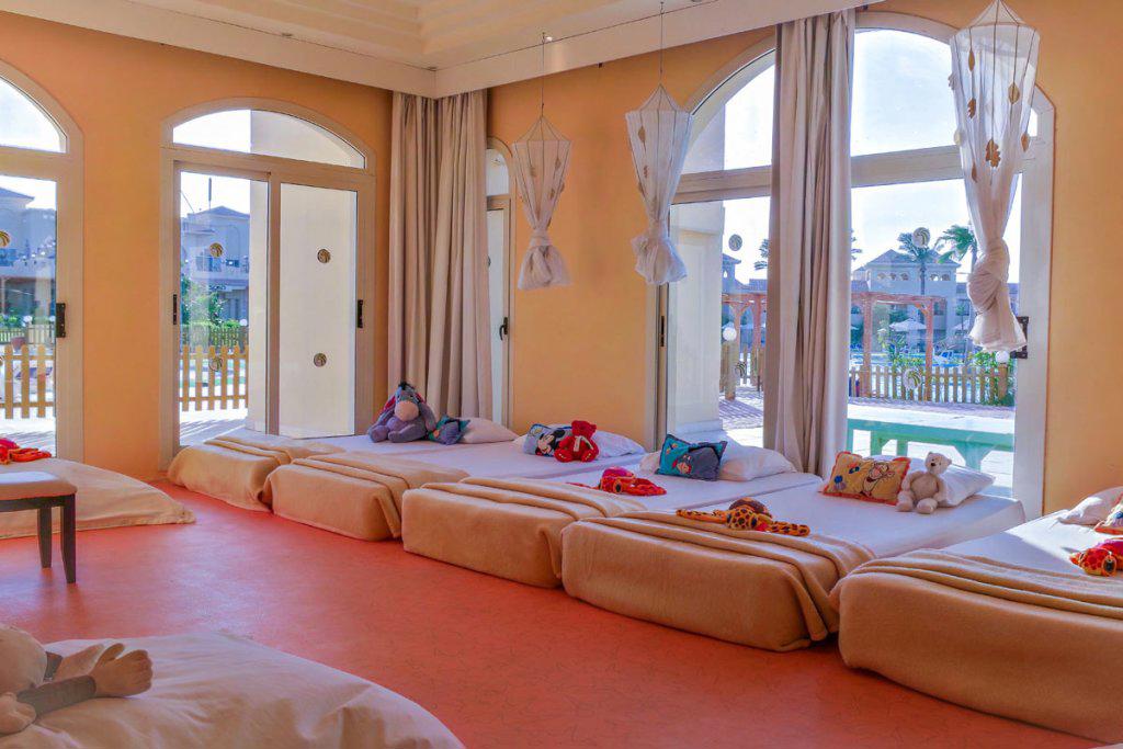 CLEOPATRA LUXURY RESORT MAKADI BAY
