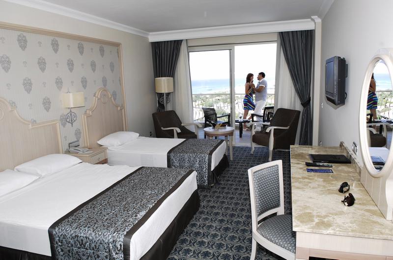 STARLIGHT RESORT HOTEL(EX.CONVENTION)