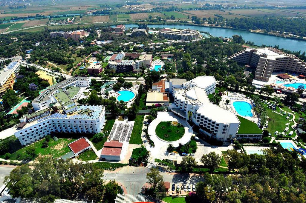 AMARA FAMILY RESORT (EX. ARMAS REGENCY)